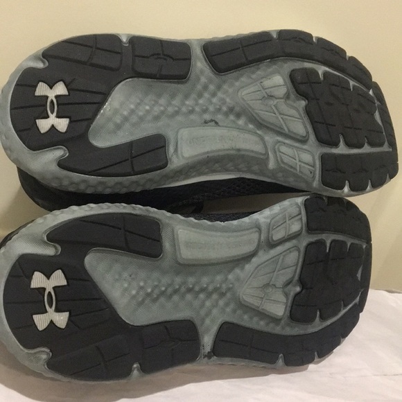 UNDER ARMOUR mens Charged Rogue lace up running jog sneakers size 11 black - Picture 9 of 15